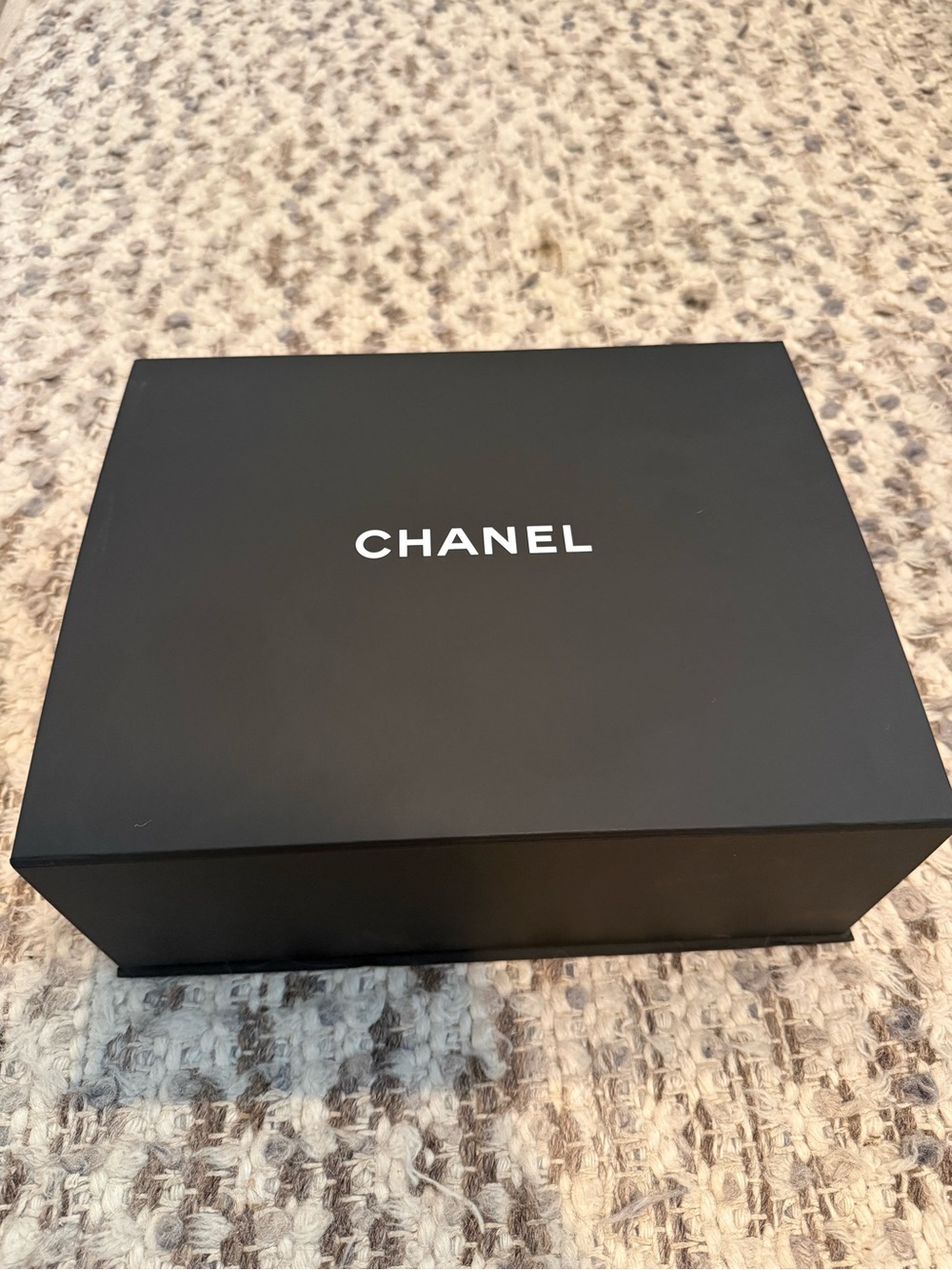 Chanel Classic Jumbo Double Flap. Black Caviar. Gold Chain Hardware.